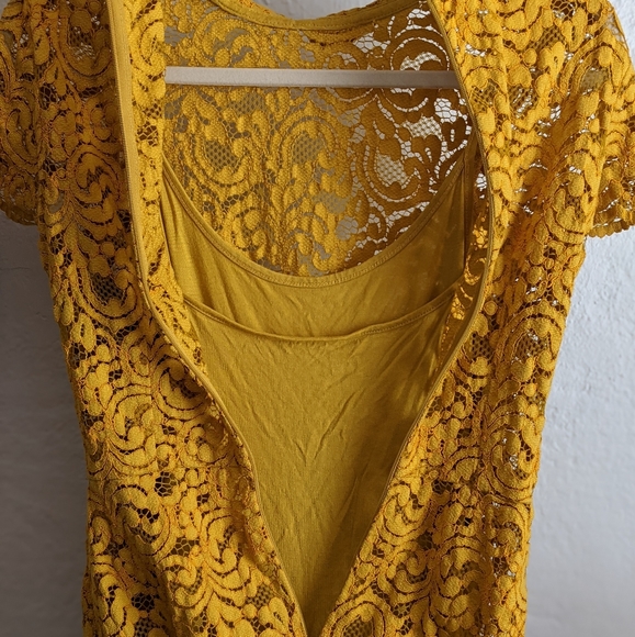 Zara Basic Yellow Floral Dress - Picture 5 of 8